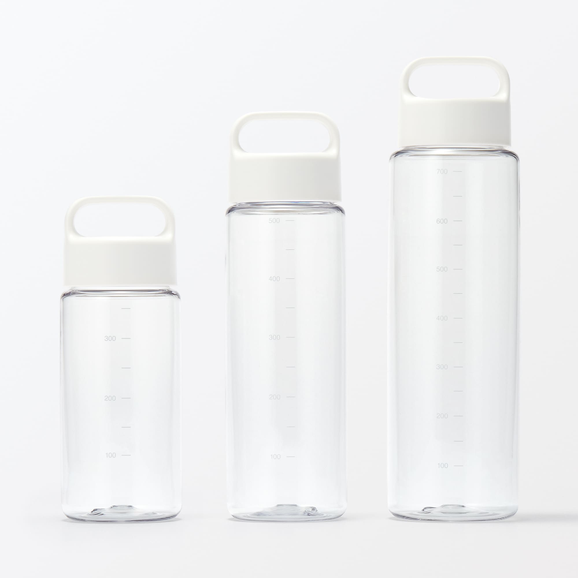 持ち運びやすい　目盛り付き　ドリンクボトル