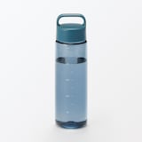 持ち運びやすい　目盛り付き　ドリンクボトル