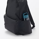 持ち運びやすい　目盛り付き　ドリンクボトル