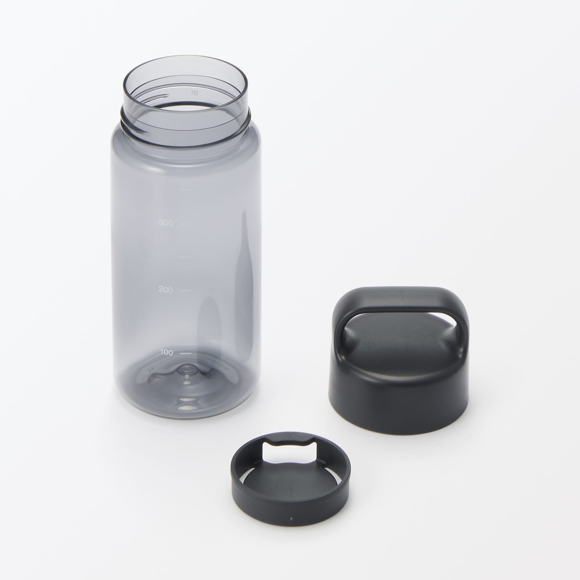 持ち運びやすい　目盛り付き　ドリンクボトル