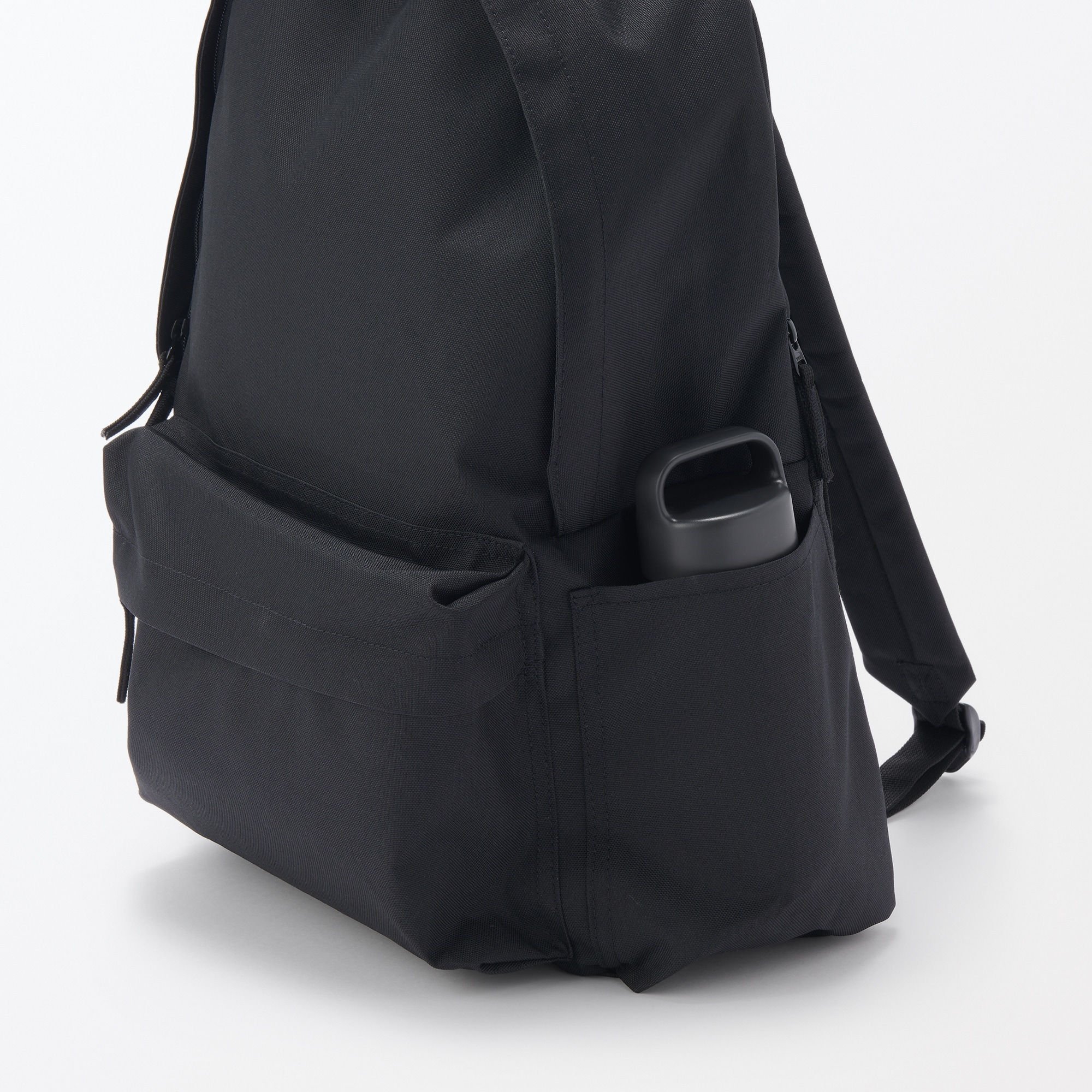 持ち運びやすい　目盛り付き　ドリンクボトル