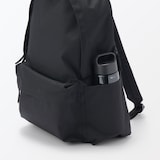 持ち運びやすい　目盛り付き　ドリンクボトル