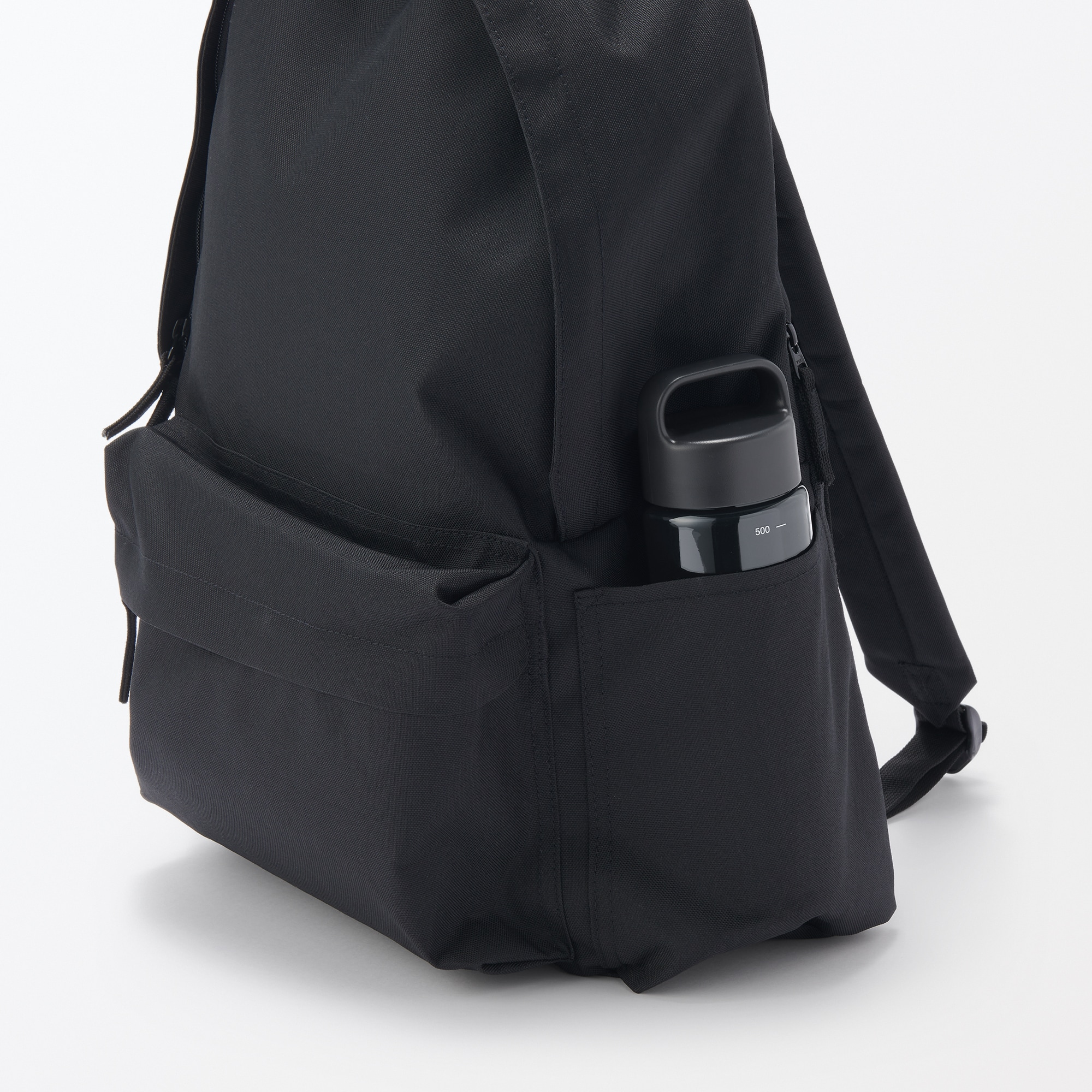 持ち運びやすい　目盛り付き　ドリンクボトル