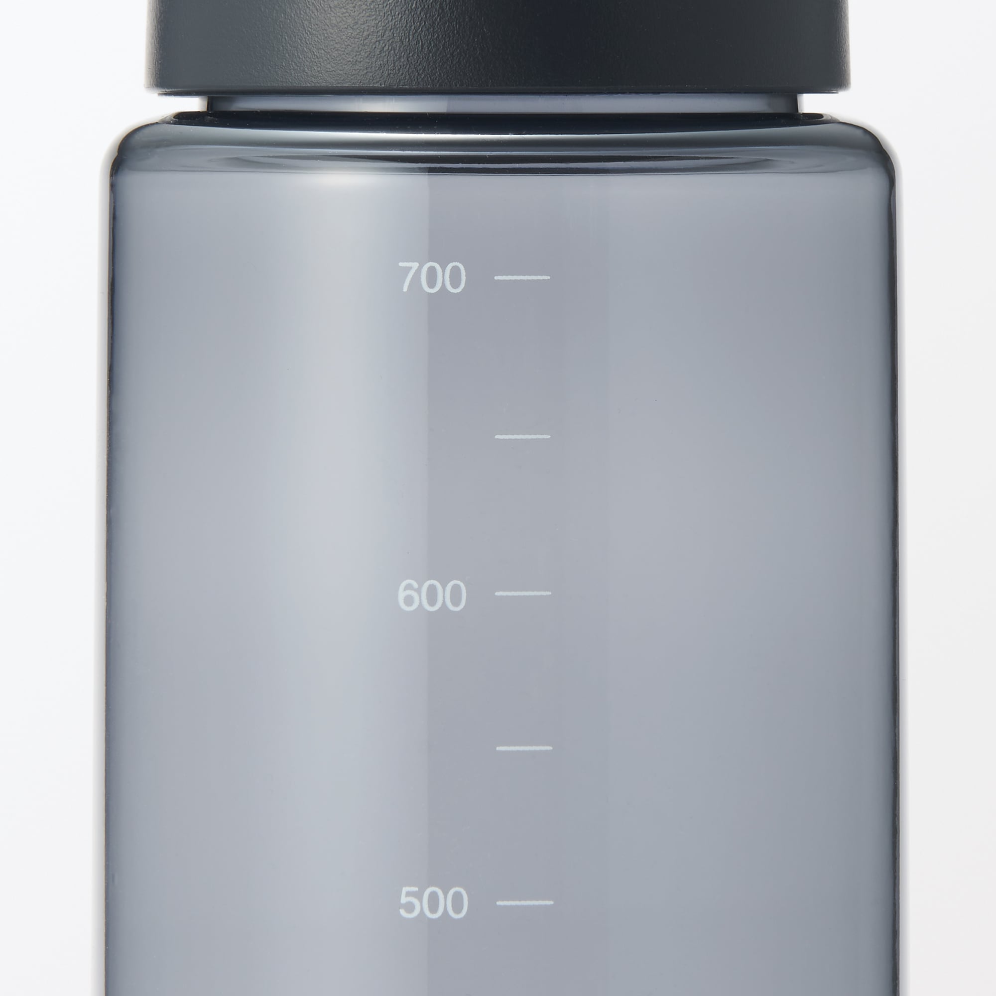 持ち運びやすい　目盛り付き　ドリンクボトル