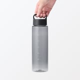 持ち運びやすい　目盛り付き　ドリンクボトル