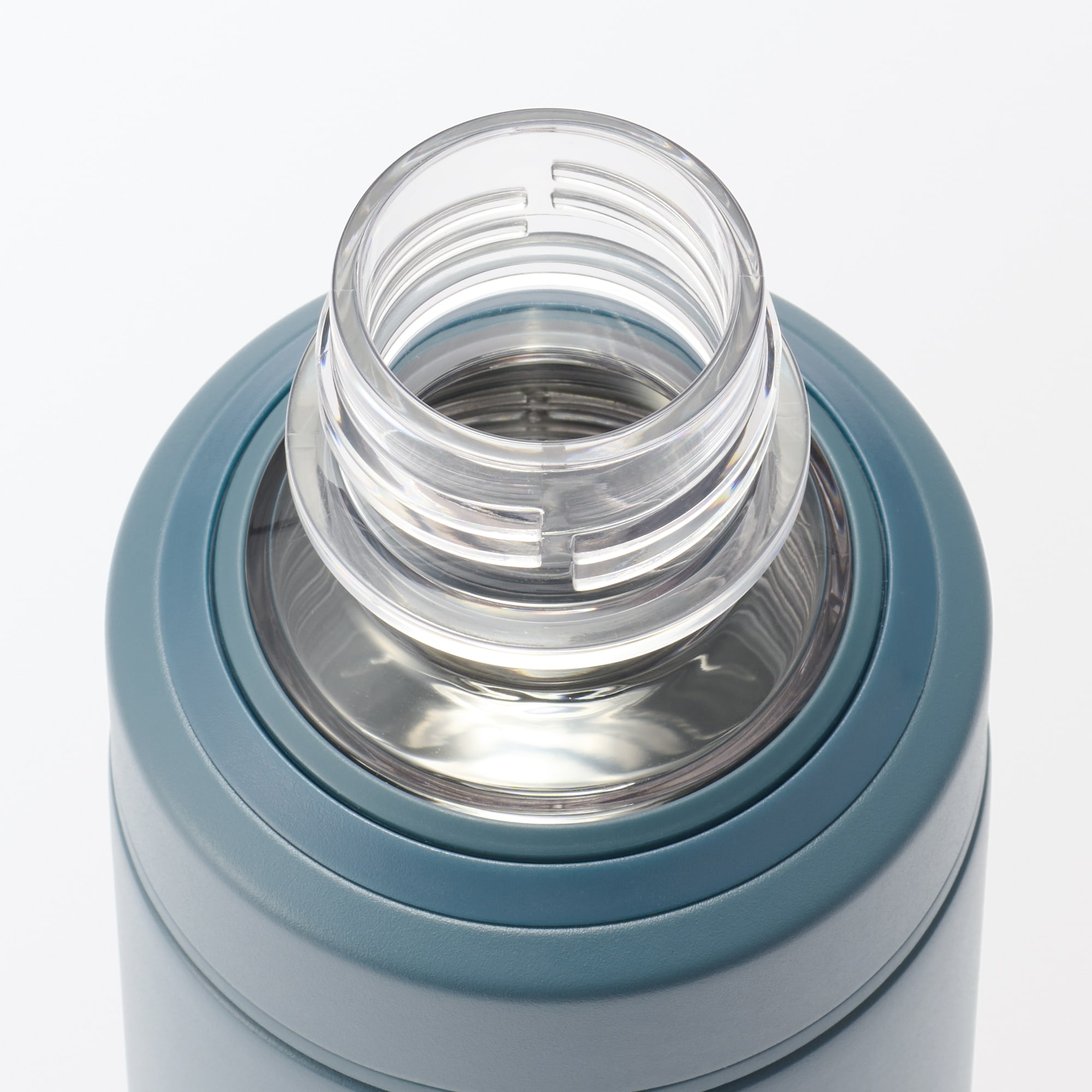 ステンレス　炭酸にも使える　保冷ボトル