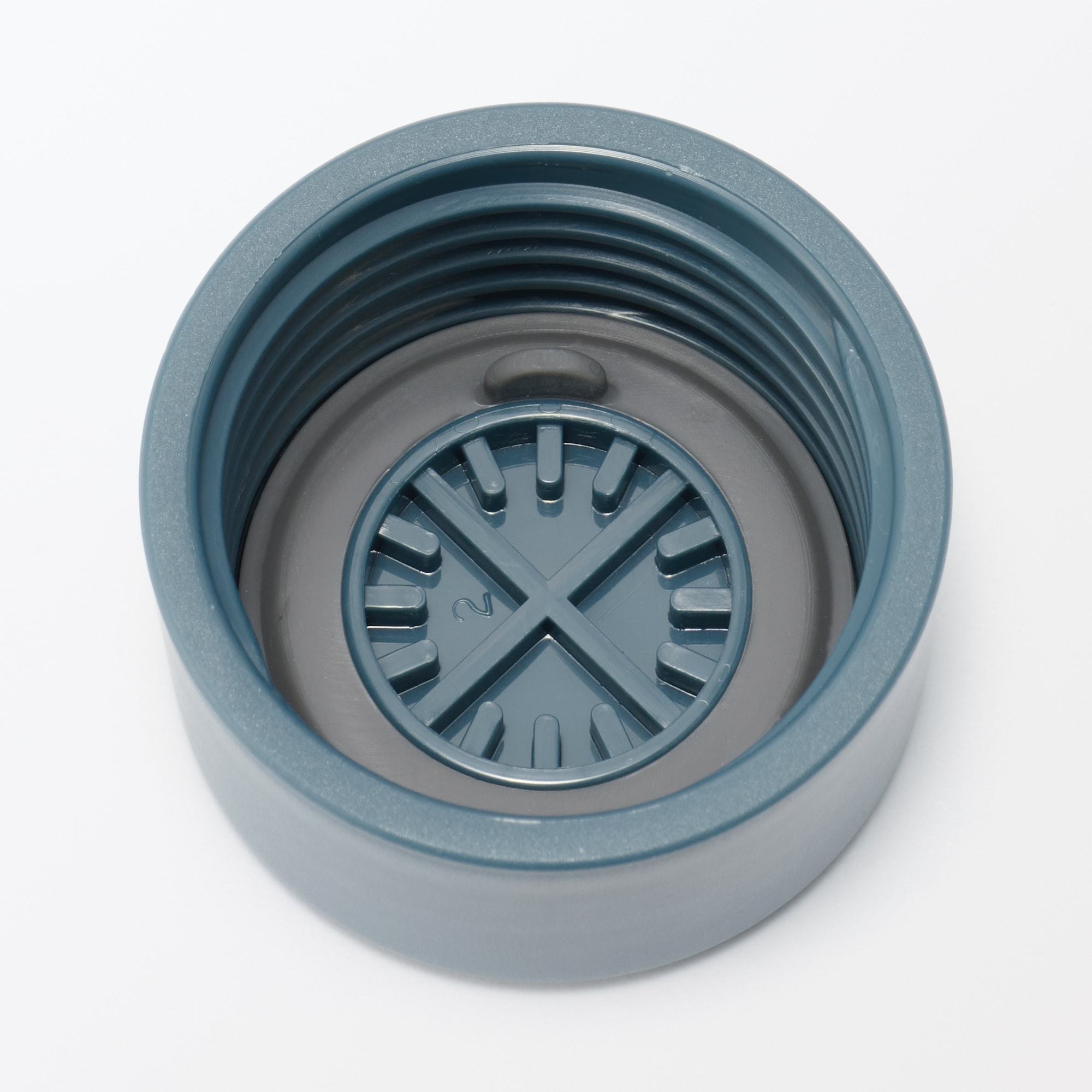 ステンレス　炭酸にも使える　保冷ボトル