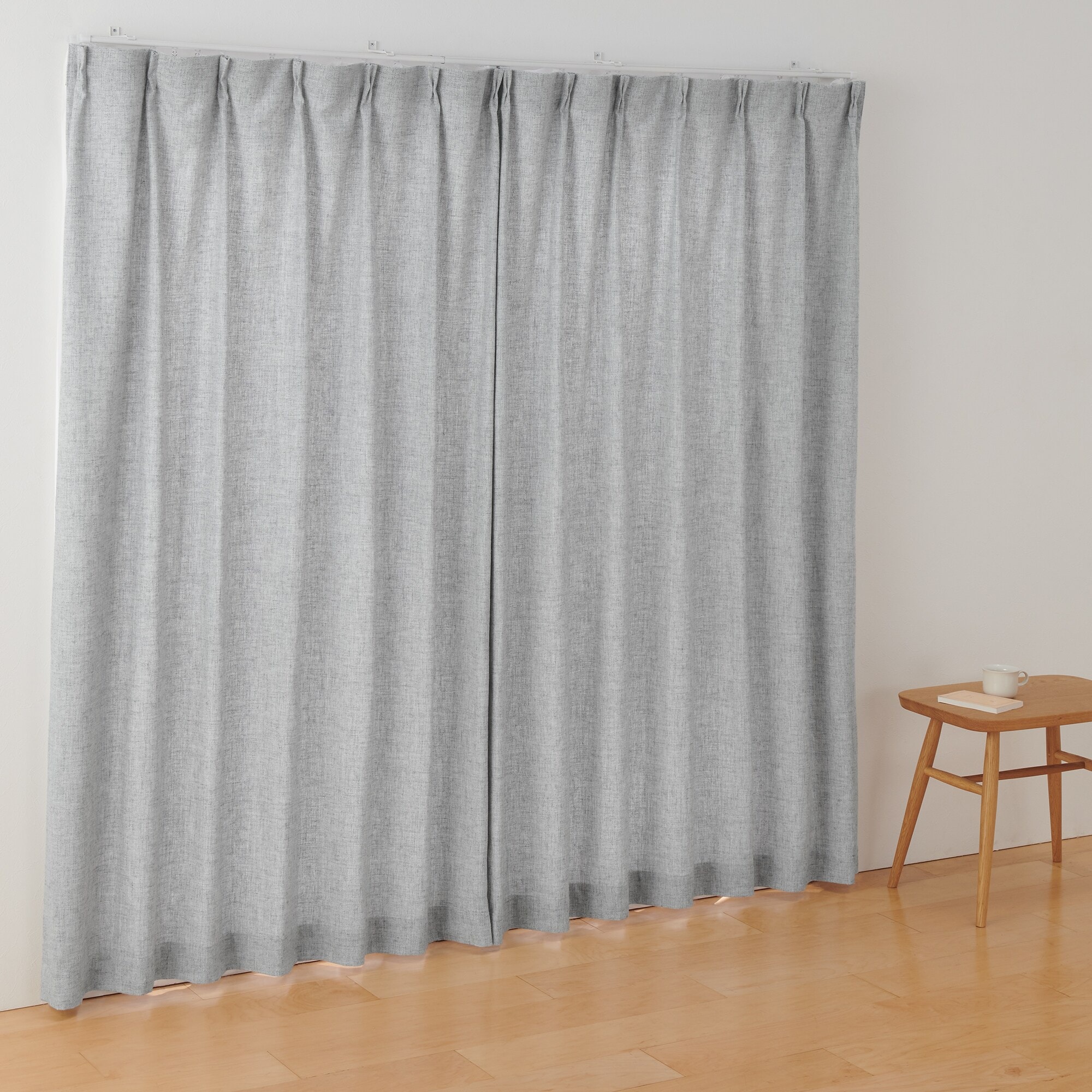 ポリエステルバスケット織　プリーツカーテン・２枚組