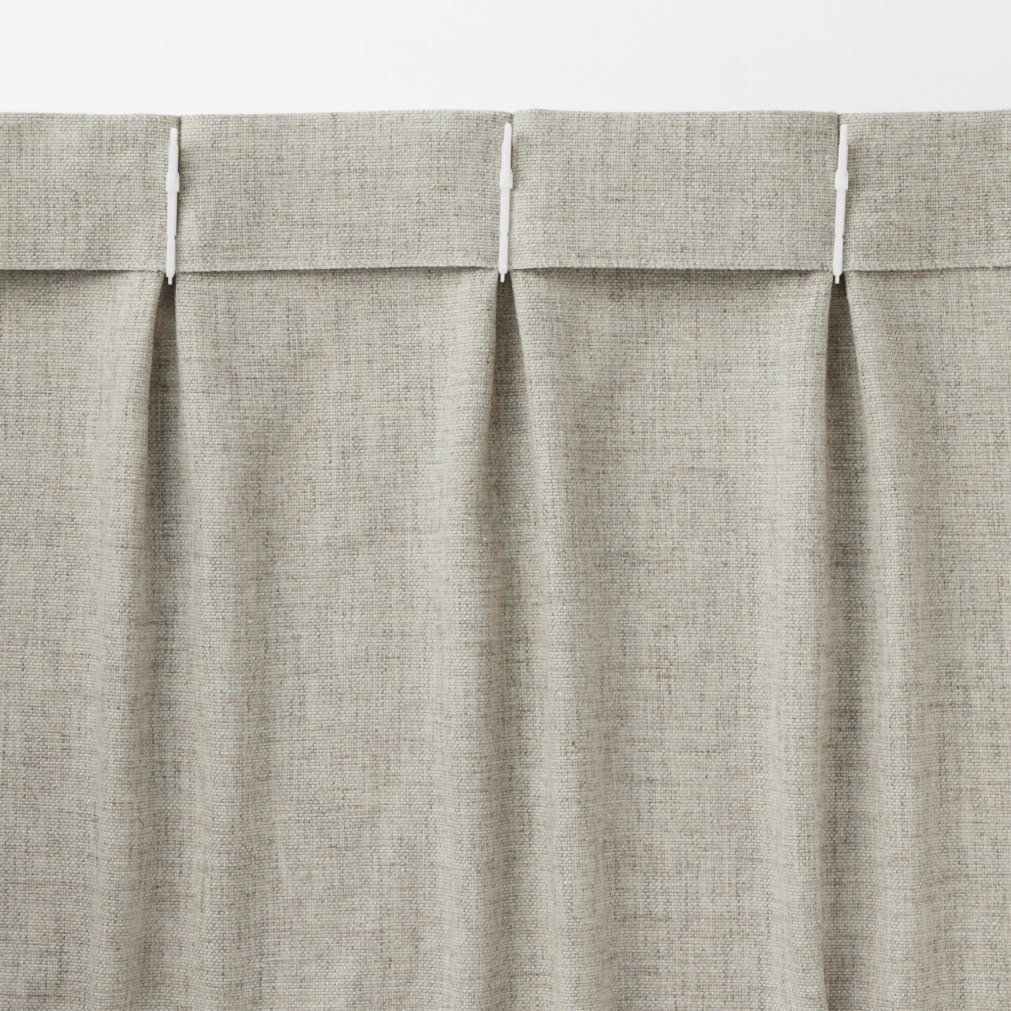 ポリエステルバスケット織　プリーツカーテン・２枚組