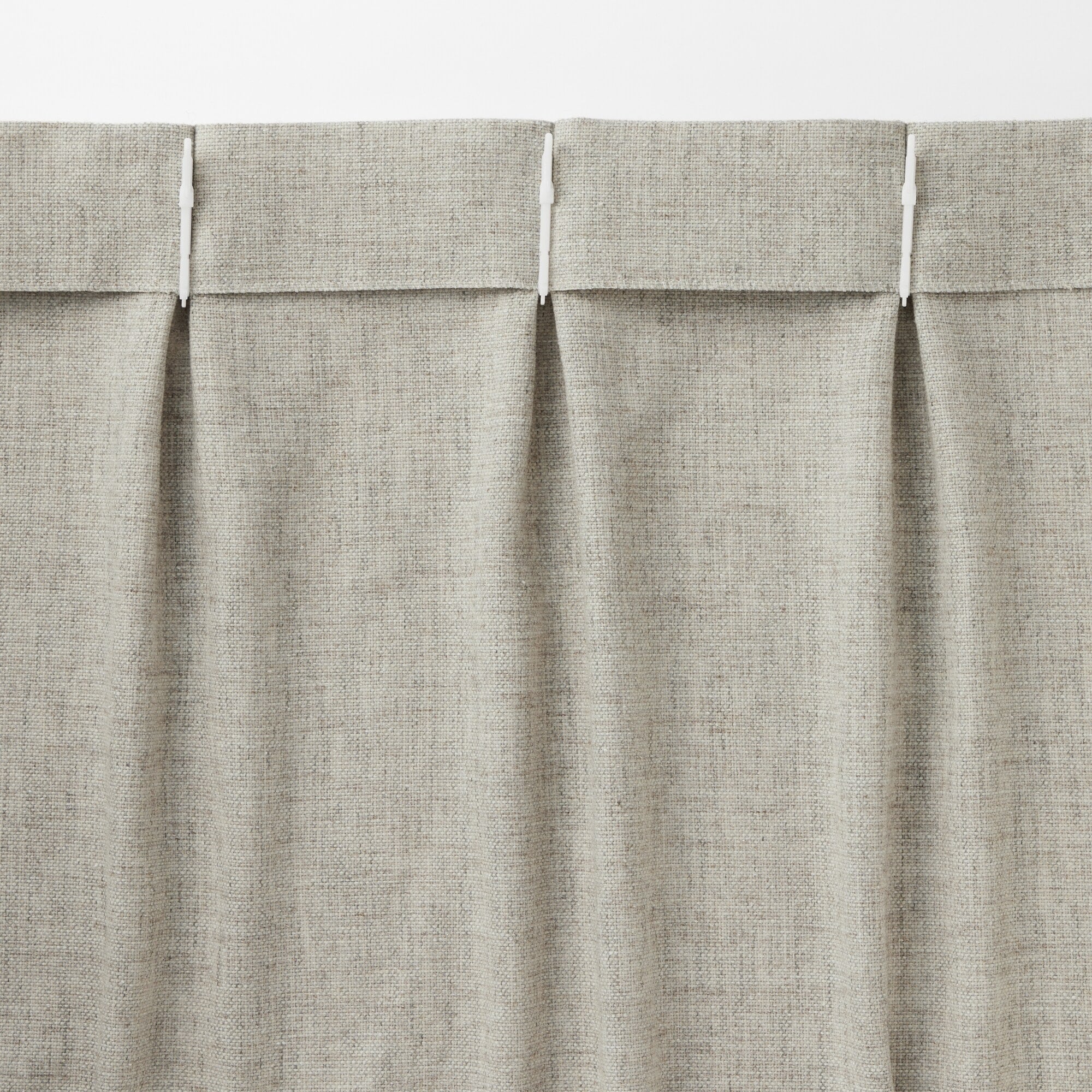 ポリエステルバスケット織　プリーツカーテン・２枚組