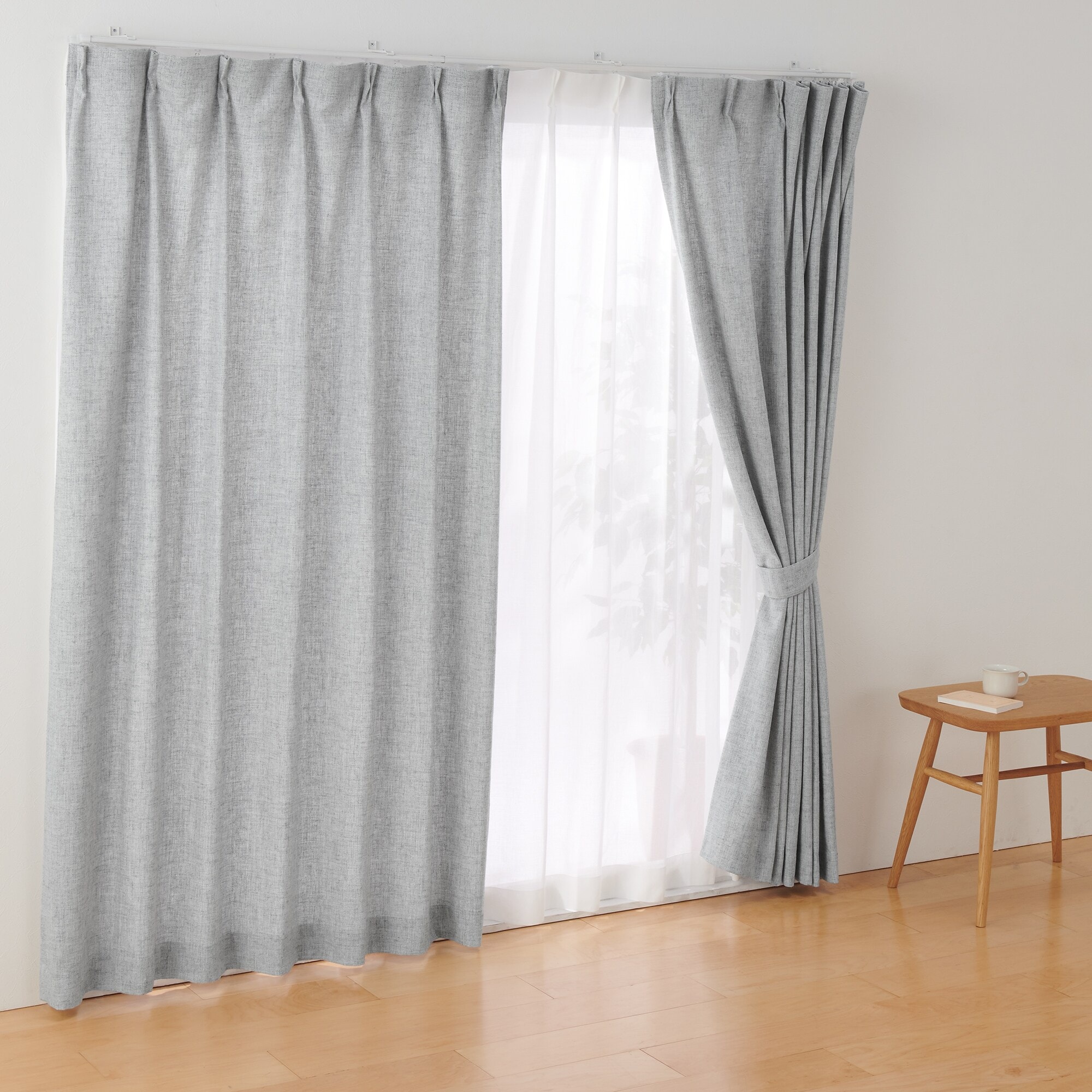 ポリエステルバスケット織　プリーツカーテン・２枚組