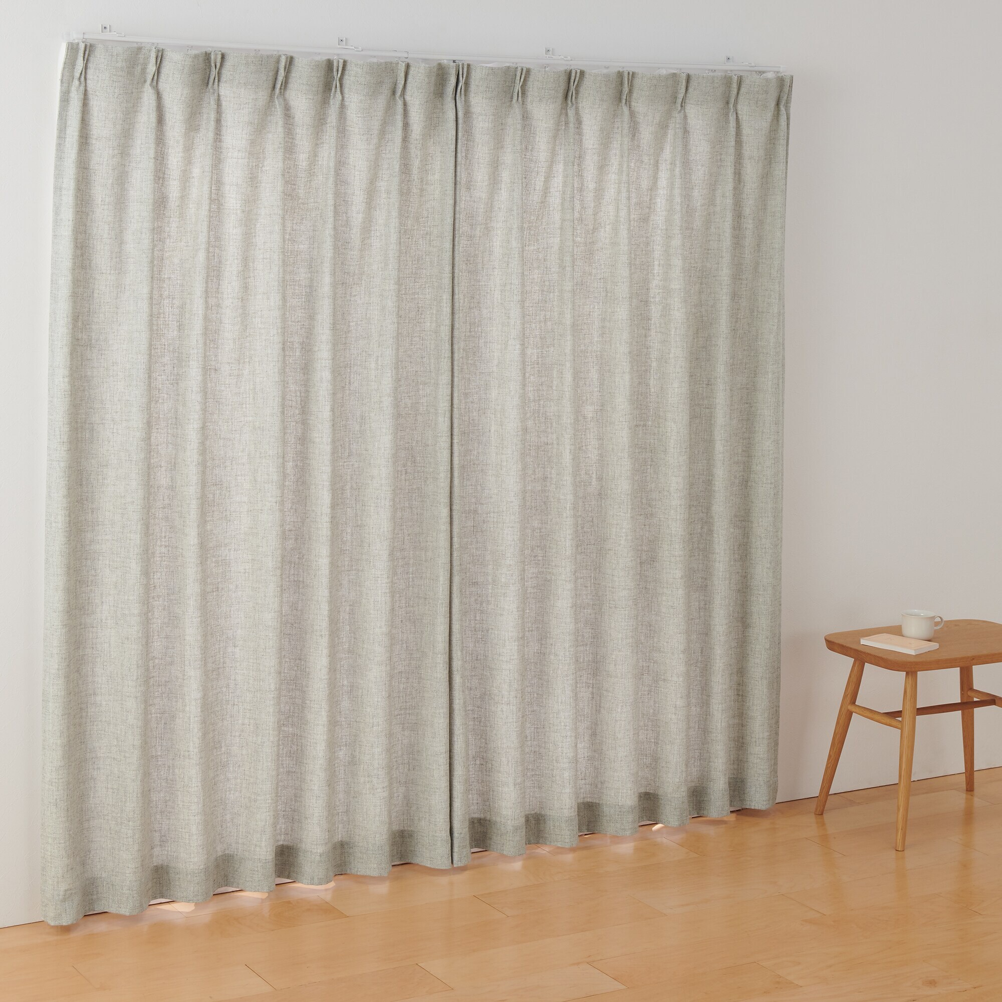 ポリエステルバスケット織　プリーツカーテン・２枚組