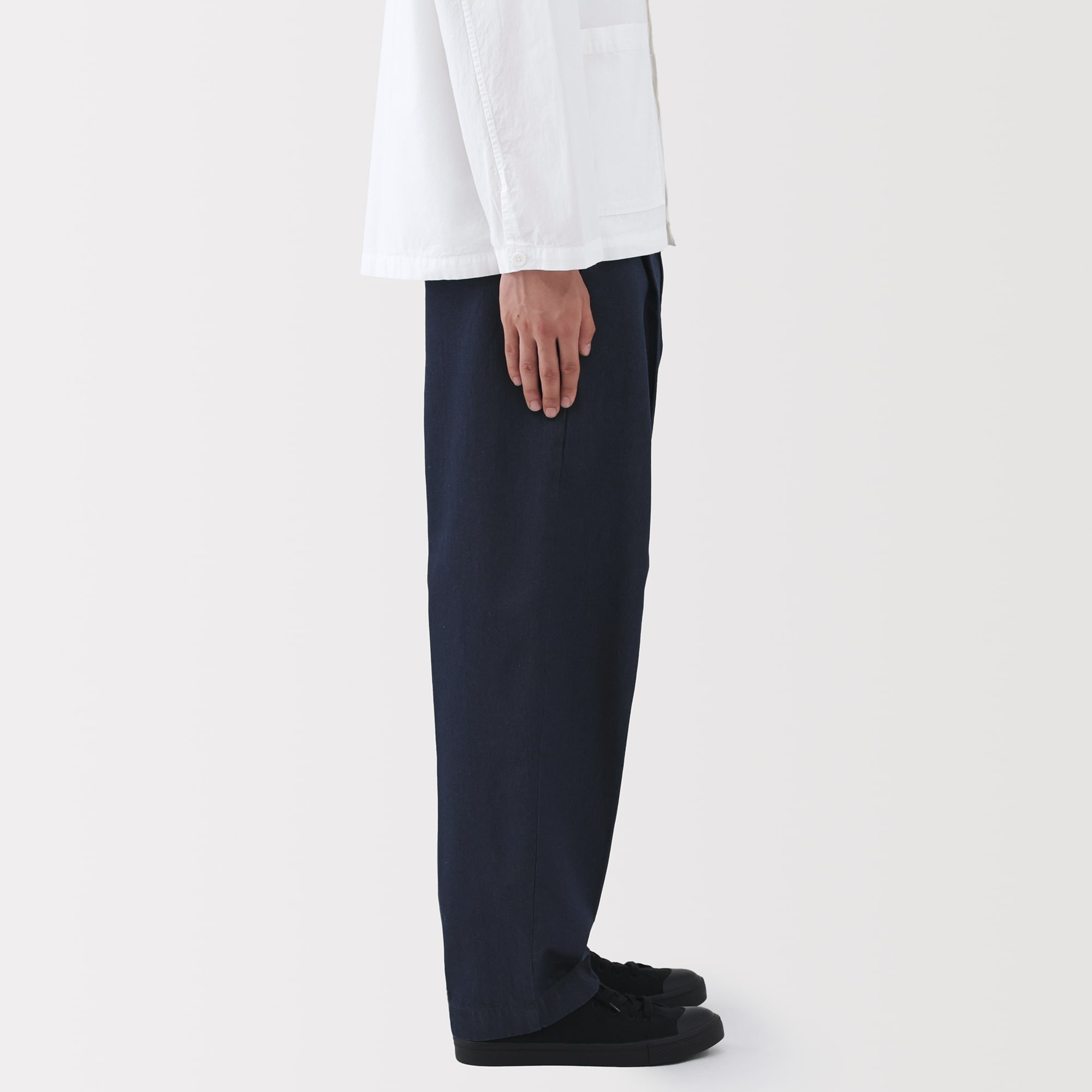 紳士　インディゴタックワイドパンツ