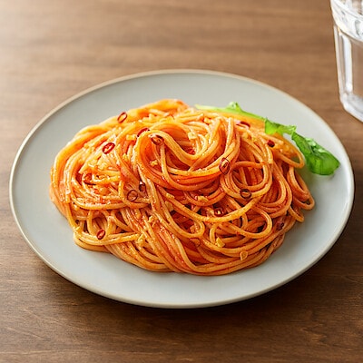 【２人前】あえるだけのパスタソース　辛口ガーリックトマト　３５．８ｇ×２