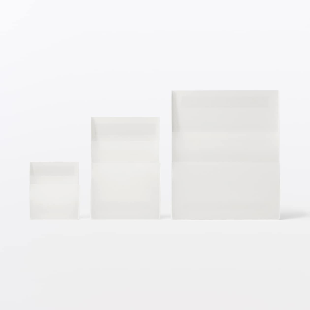 ポリプロピレン　マグネット付きポケット収納