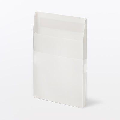 【１１月中旬発売予定】【Ａ５用】ポリプロピレン　マグネット付きポケット収納