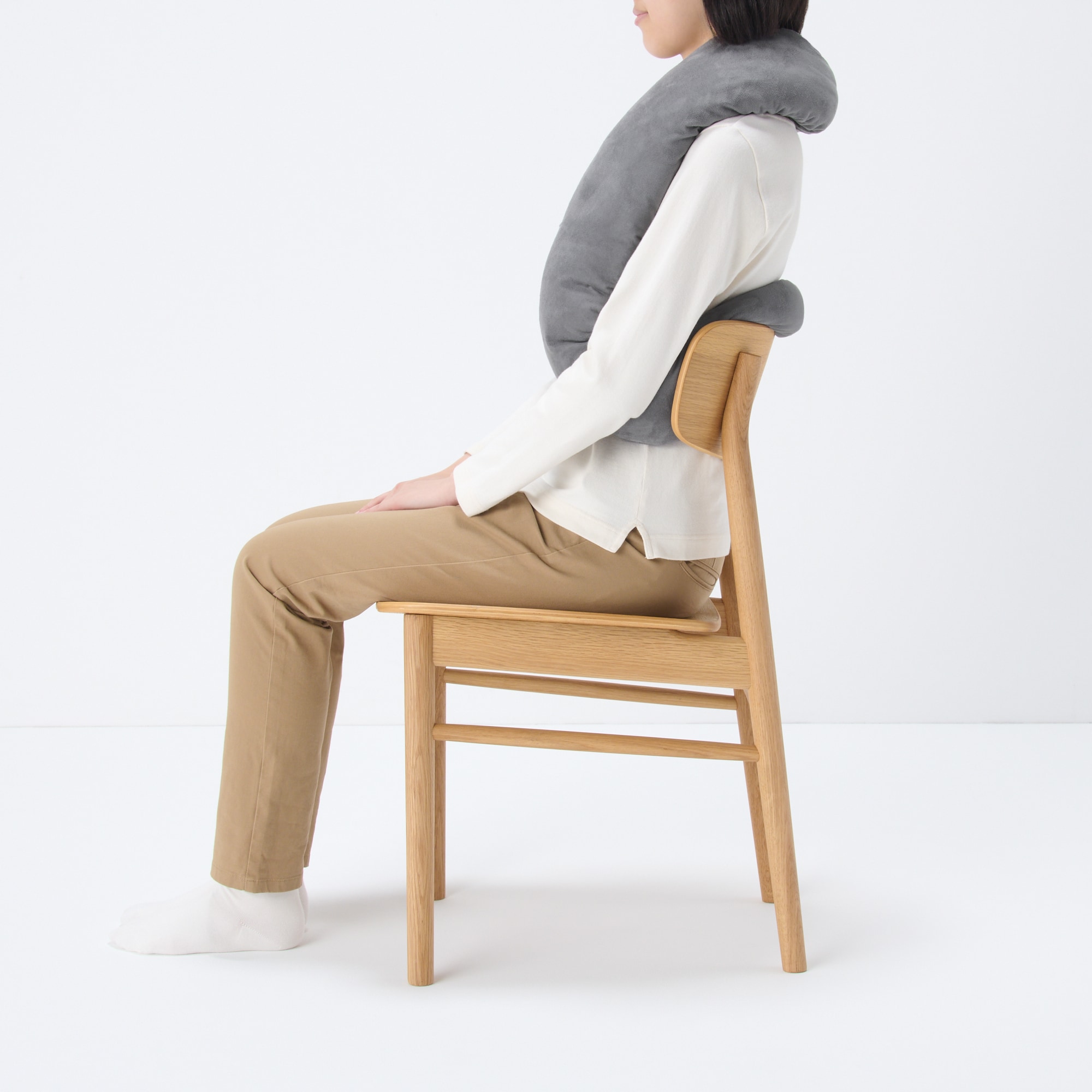 自由に巻けるループクッション