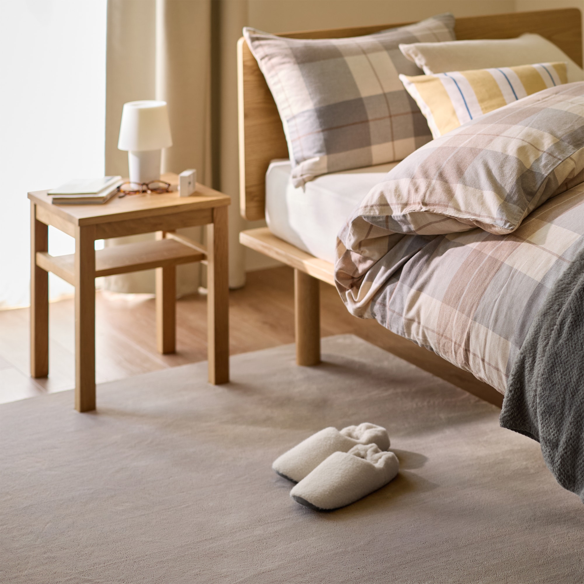 再生ポリエステル あたたかファイバーマルチラグ 205×245 | 無印良品