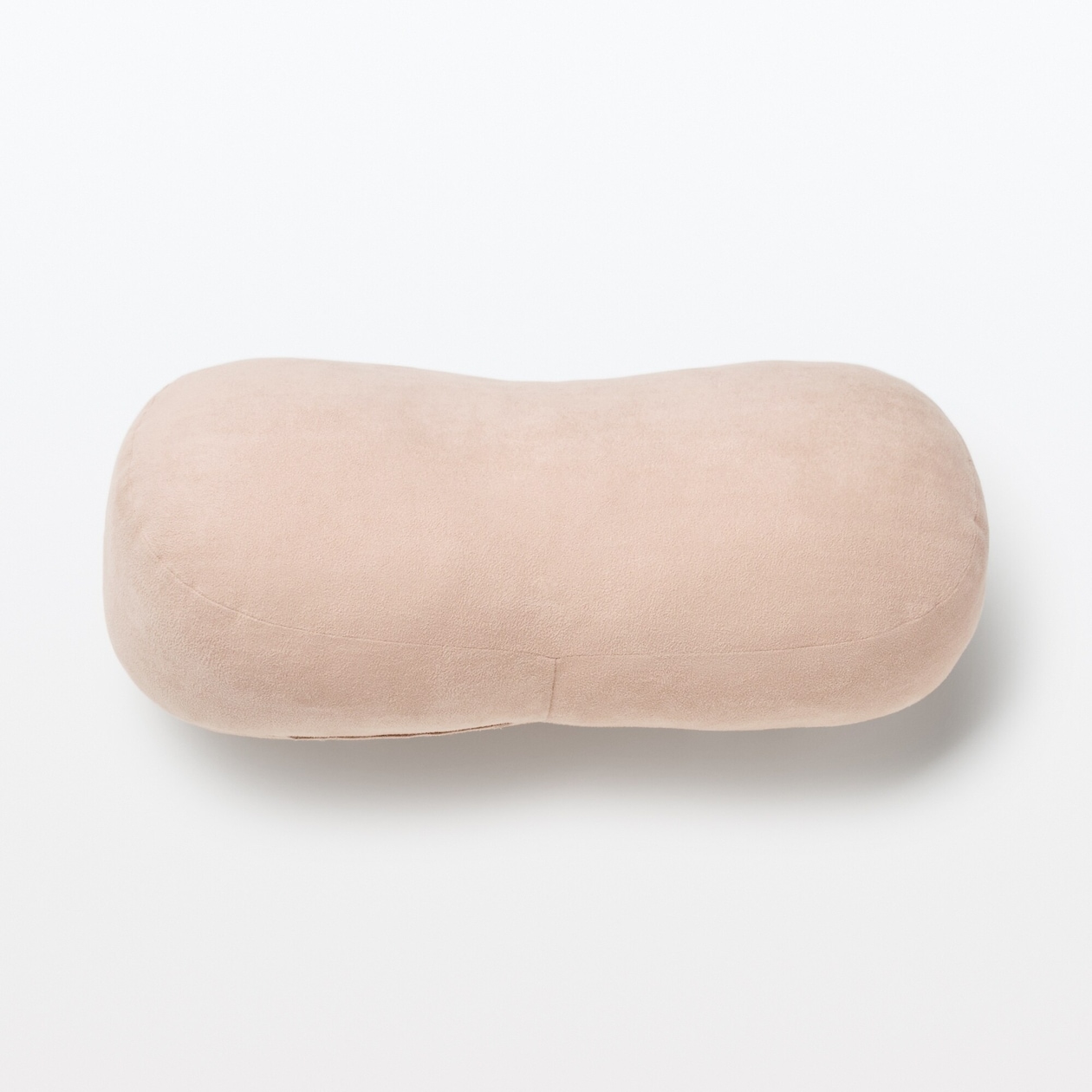 背当てにもなるやわらかマルチミニクッション