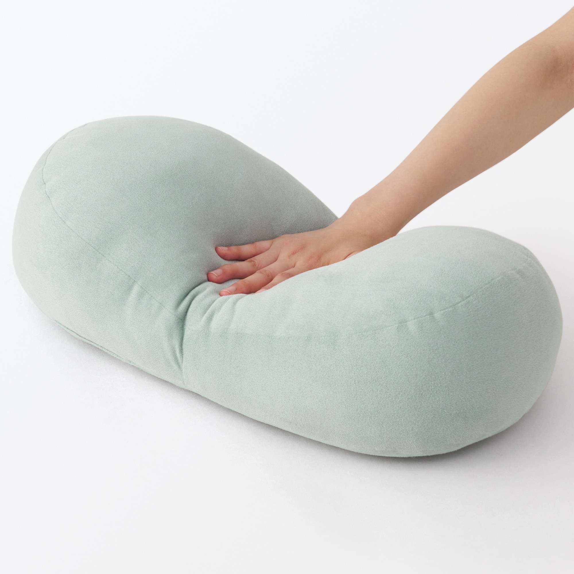 背当てにもなるやわらかマルチミニクッション | 無印良品