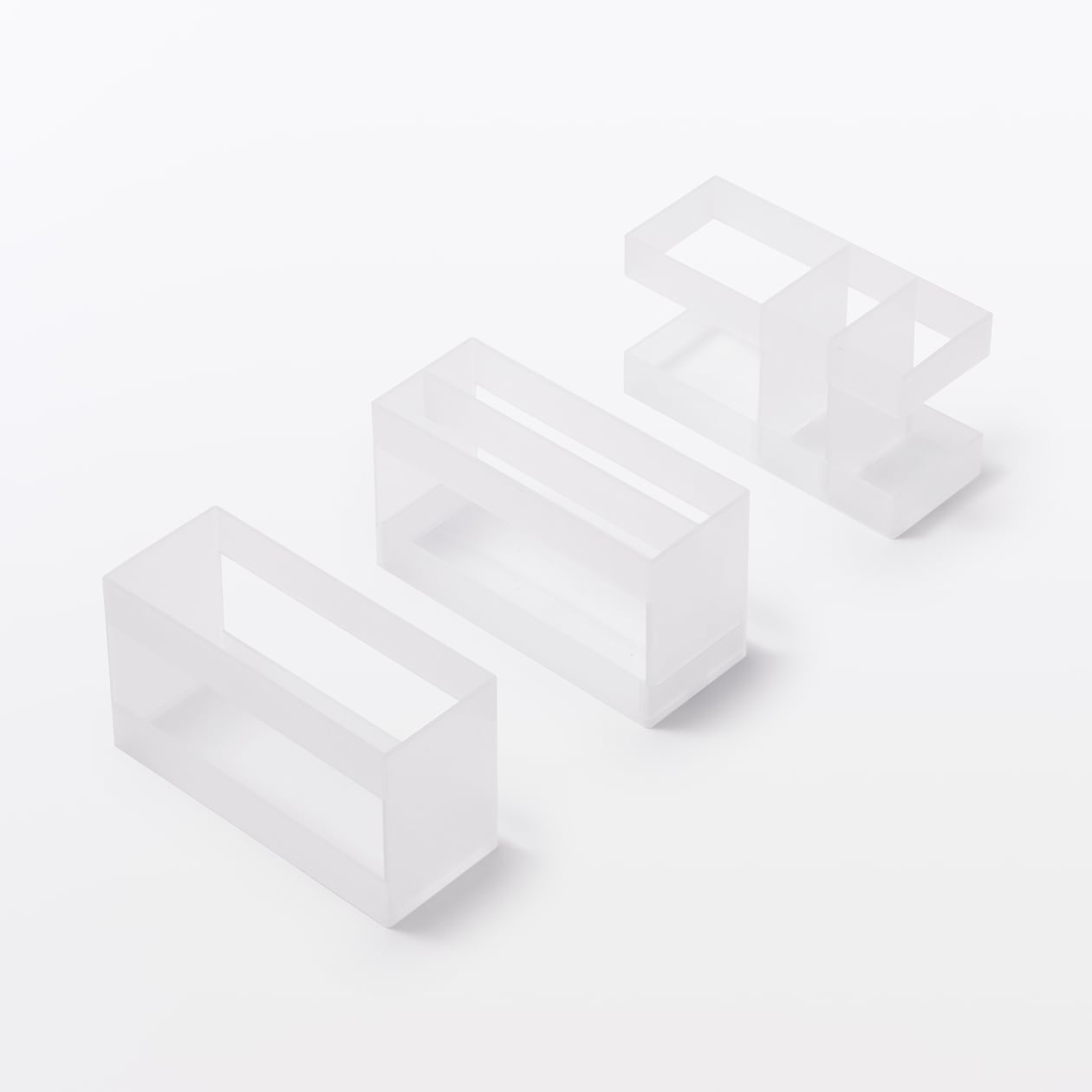 再生ポリプロピレン入りメイクボックス用ペンブラシスタンド