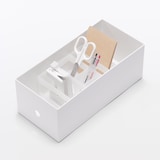 再生ポリプロピレン入りメイクボックス用ボトルスタンド