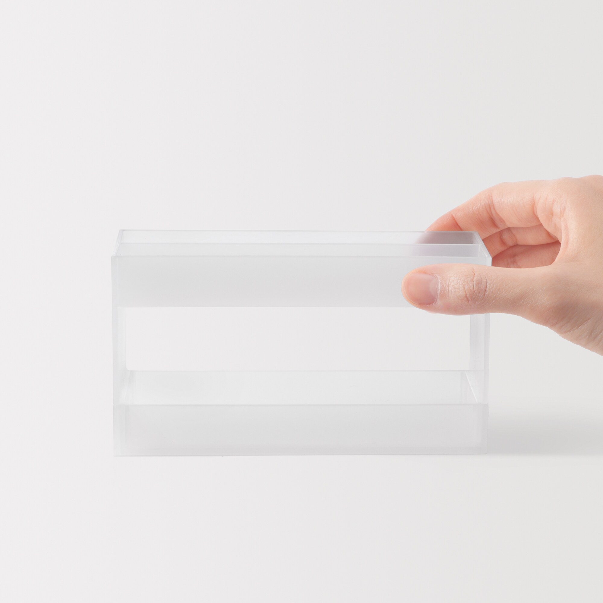 再生ポリプロピレン入りメイクボックス用パレットスタンド