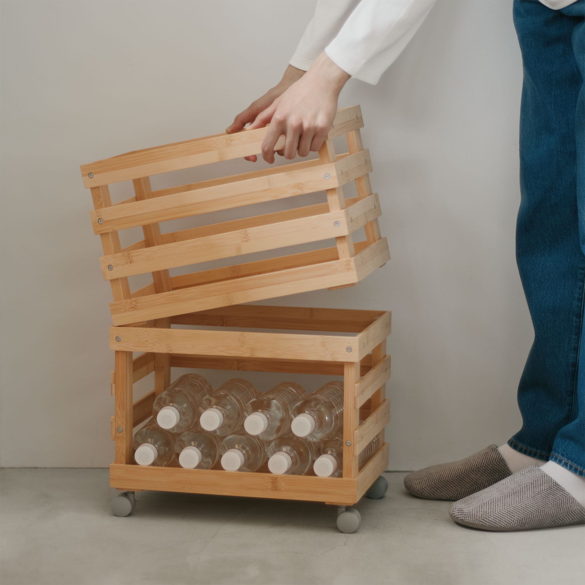 重ねて使える　竹材すのこボックス　窓あり　大