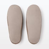 リサイクルダウンを使ったダウンルームブーツ