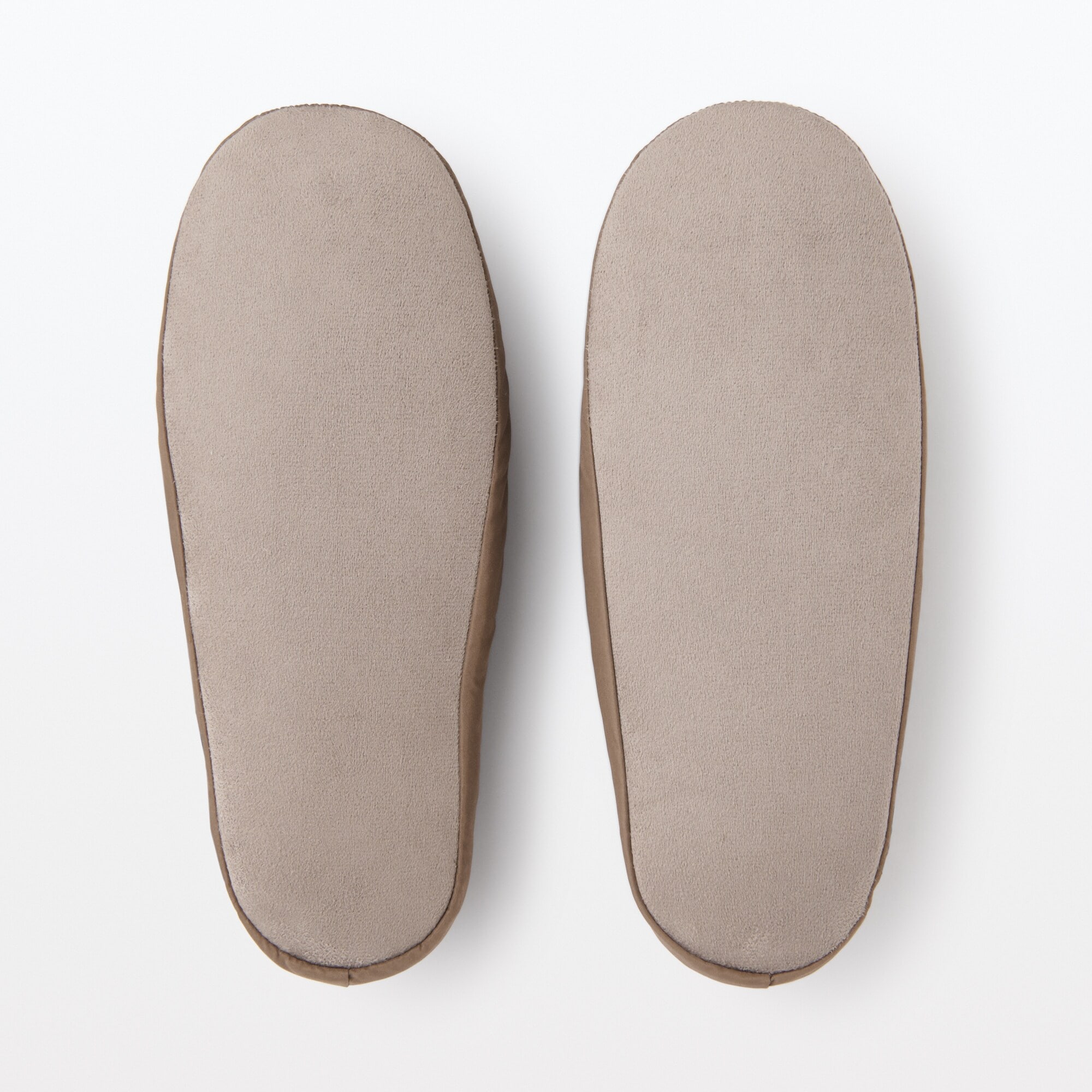 リサイクルダウンを使ったダウンルームブーツ