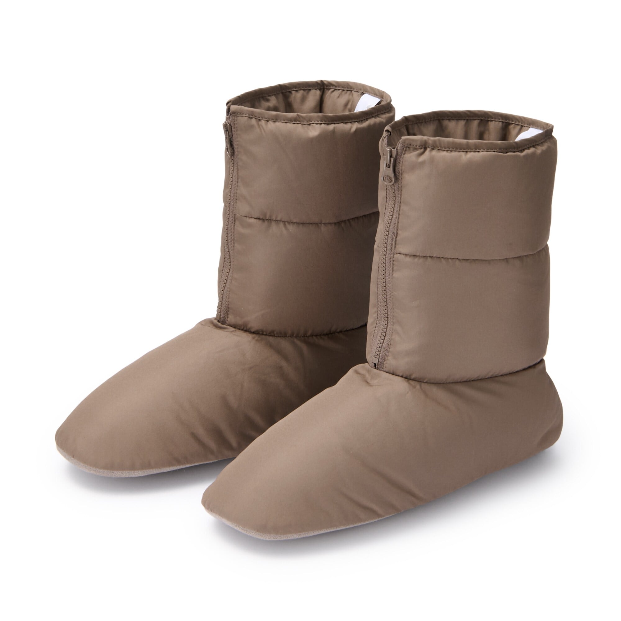 リサイクルダウンを使ったダウンルームブーツ