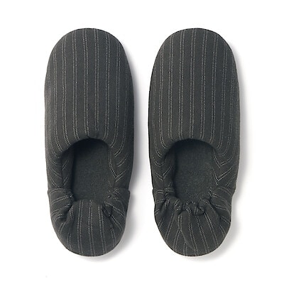 綿フランネルかかとにフィットするルームシューズ　Ｍ～Ｌ