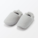あたたかファイバーかかとにフィットするルームシューズ