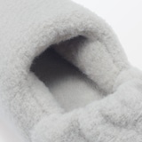 あたたかファイバーかかとにフィットするルームシューズ