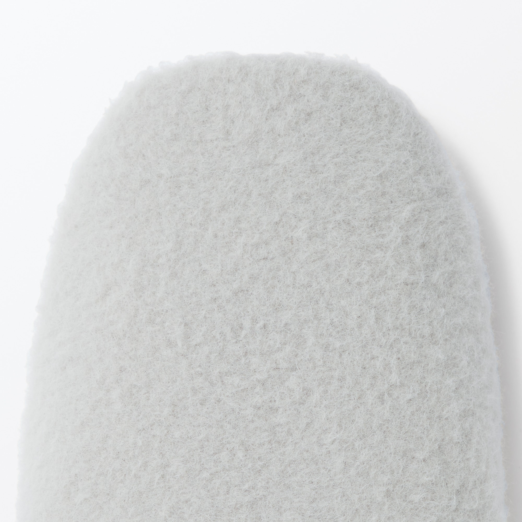 あたたかファイバーかかとにフィットするルームシューズ