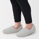 あたたかファイバーかかとにフィットするルームシューズ