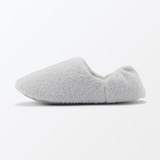 あたたかファイバーかかとにフィットするルームシューズ