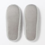 あたたかファイバーかかとにフィットするルームシューズ