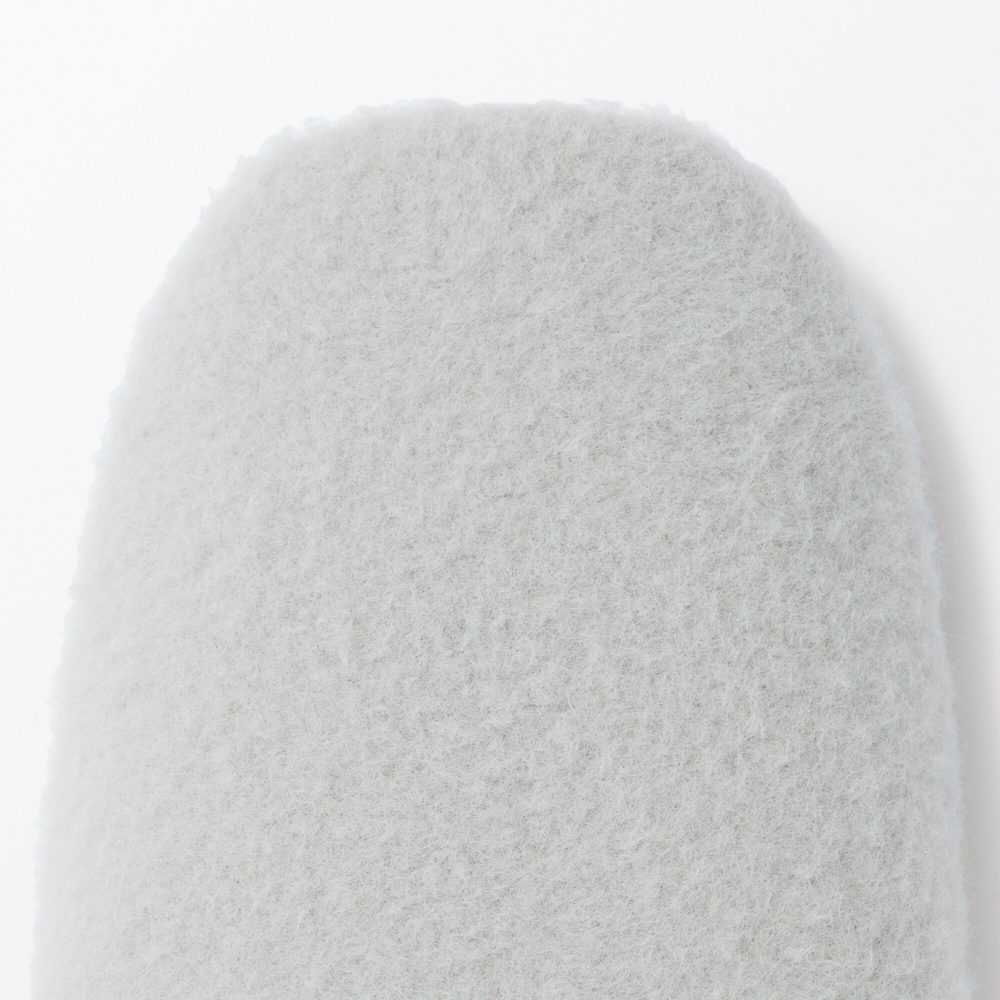 あたたかファイバーかかとにフィットするルームシューズ