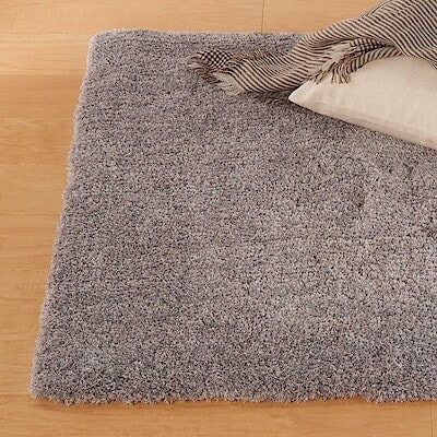 ポリエステルやわらかラグ　１００×１４０ｃｍ