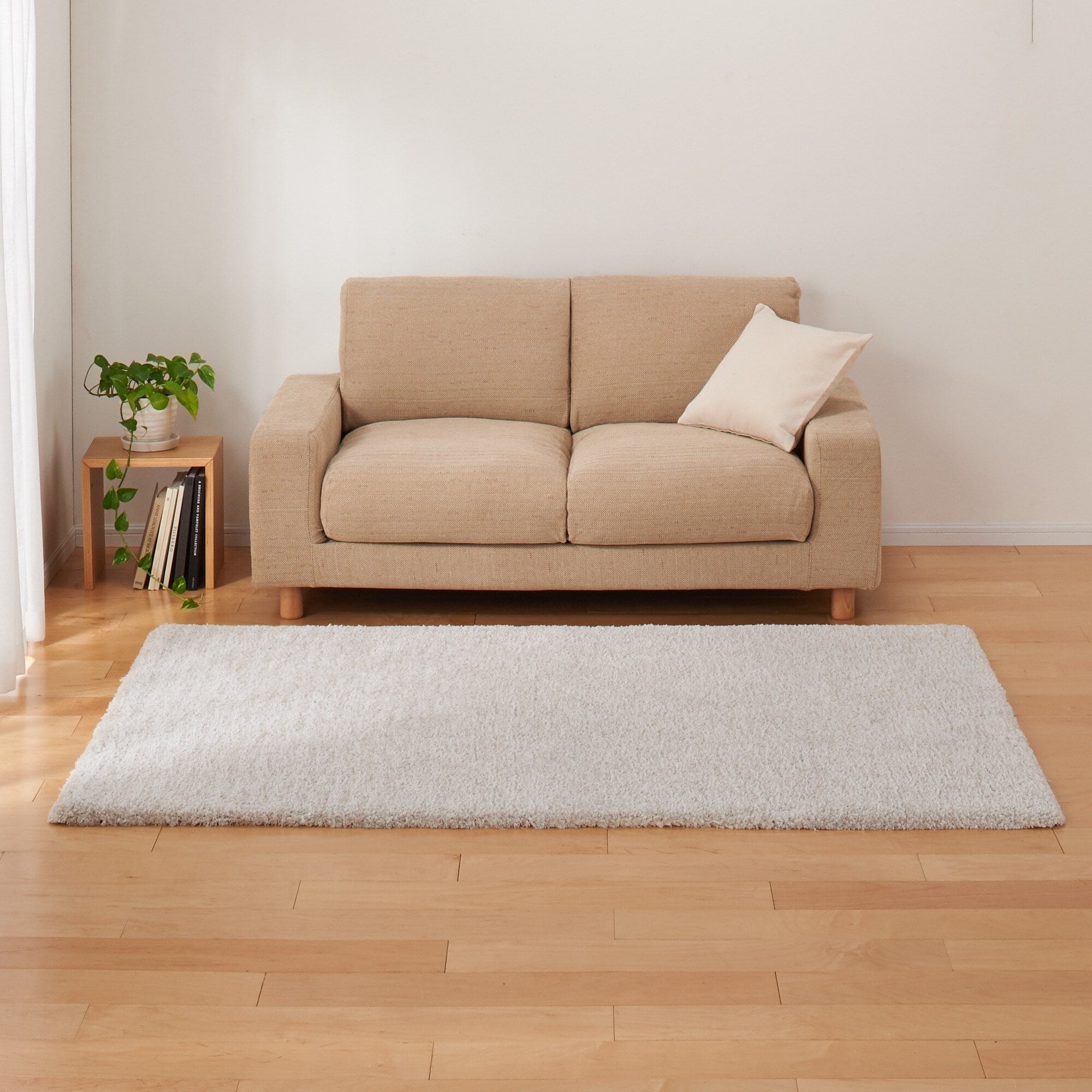 ポリエステルやわらかラグ１４０×２００