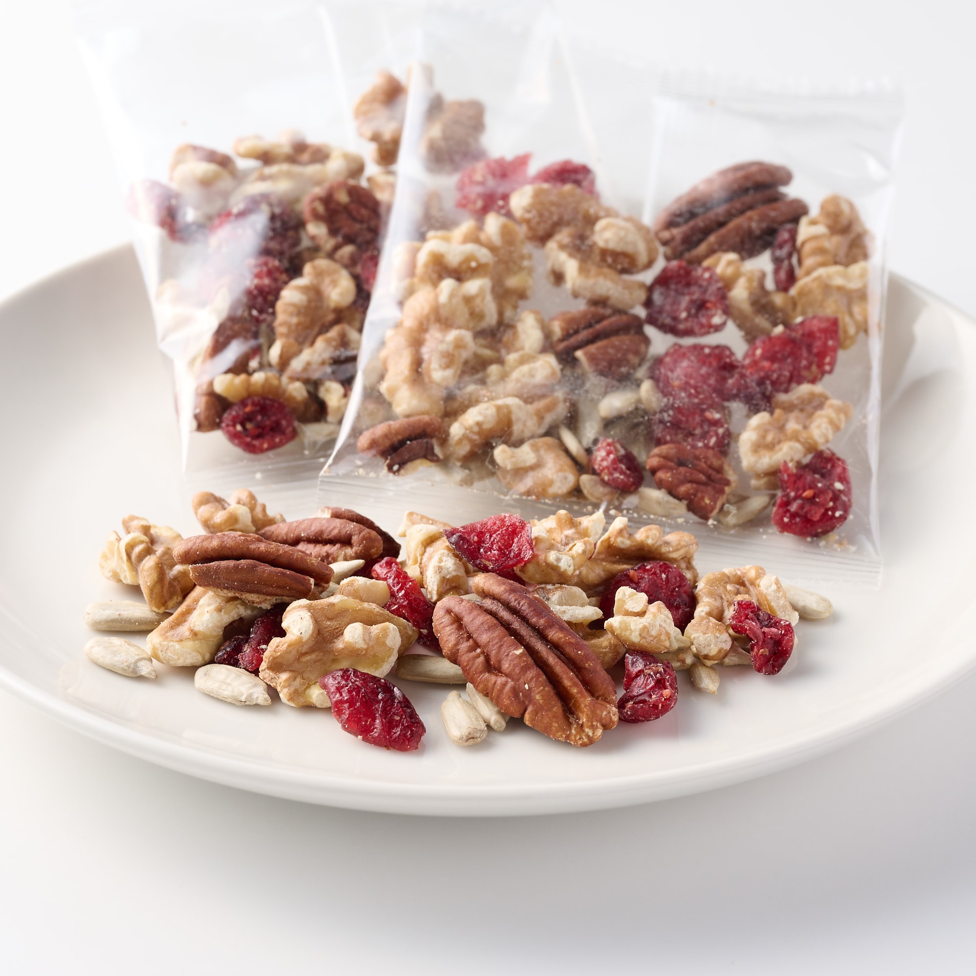 素材の栄養おやつ　ポリフェノール　くるみ＆クランベリー