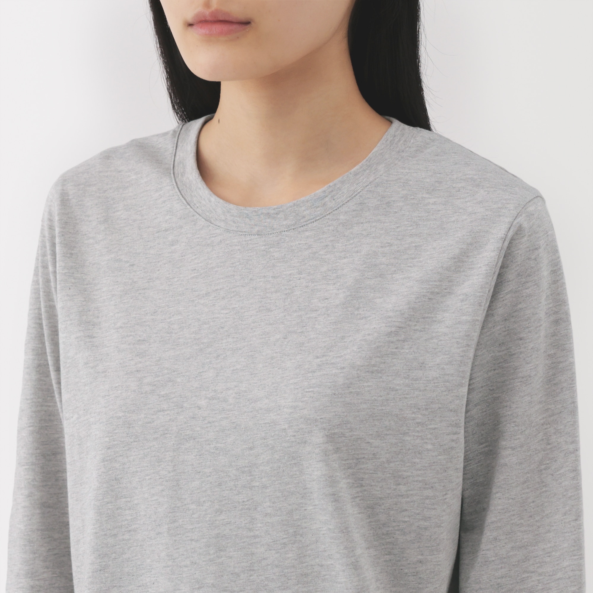 婦人　天竺編みクルーネック長袖Ｔシャツ