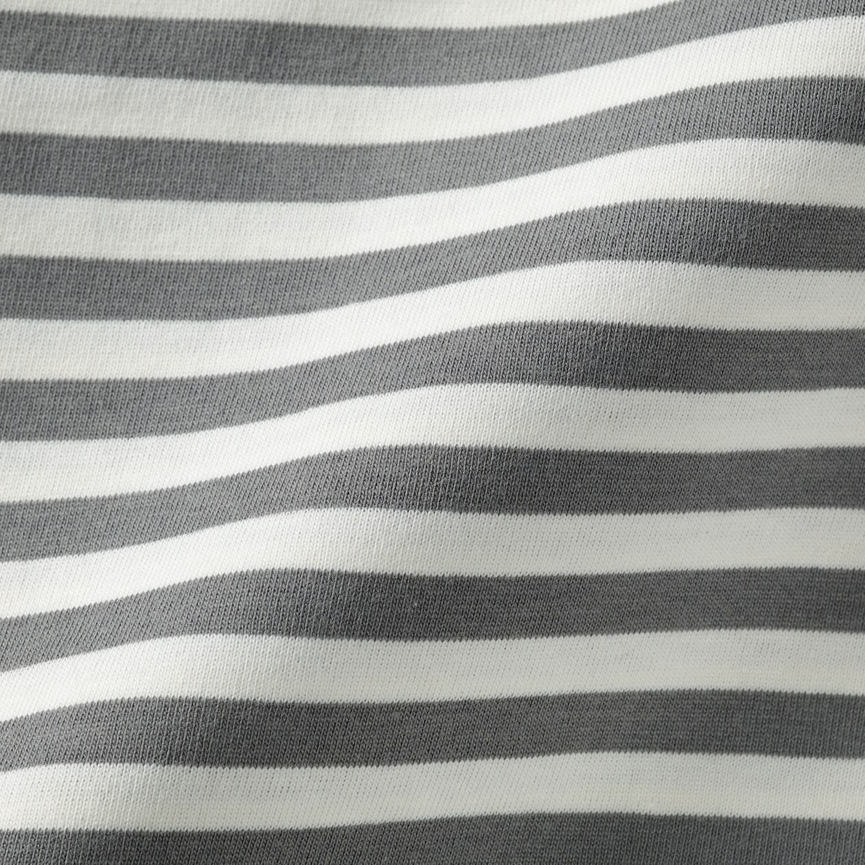 婦人　天竺編みクルーネック長袖Ｔシャツ