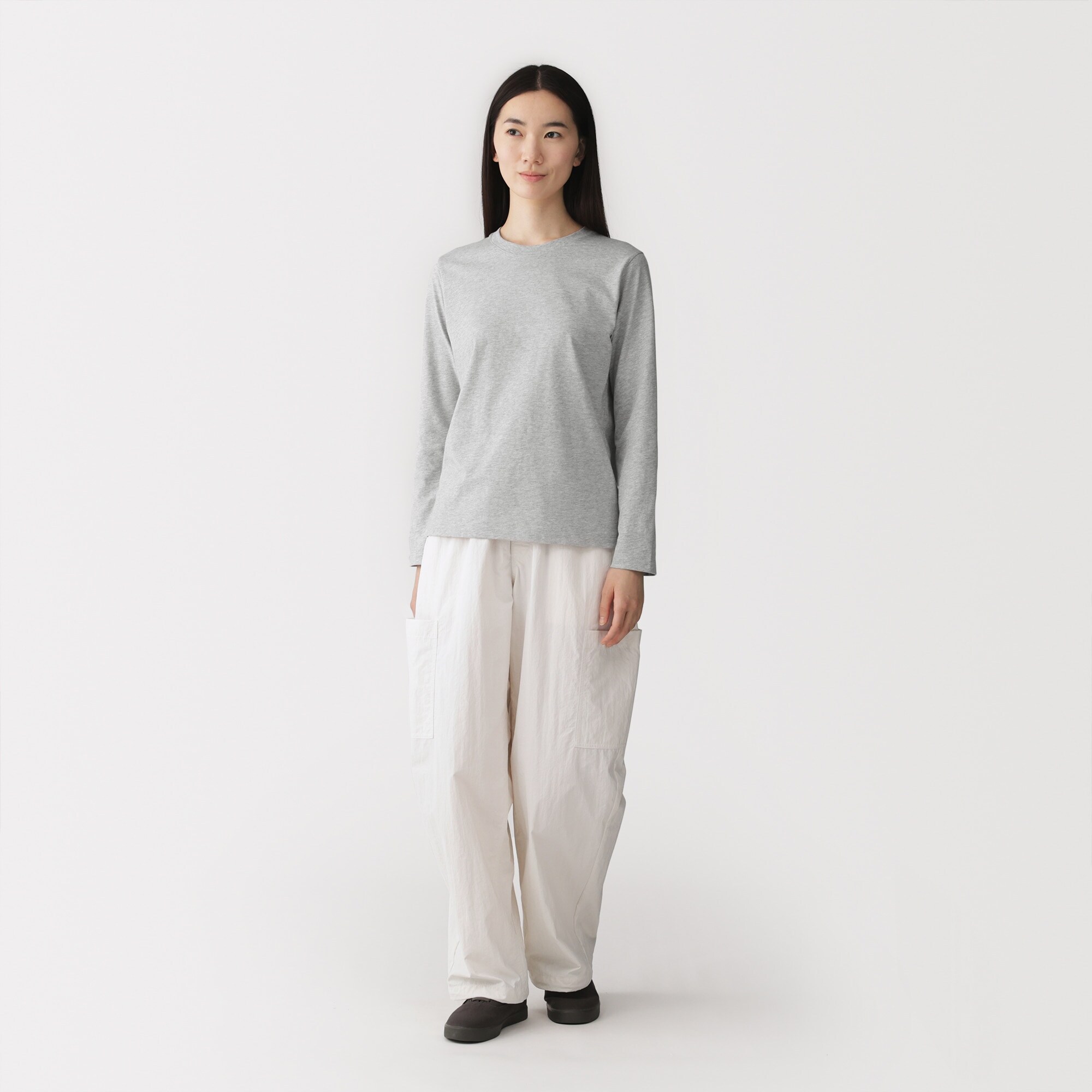 婦人　天竺編みクルーネック長袖Ｔシャツ