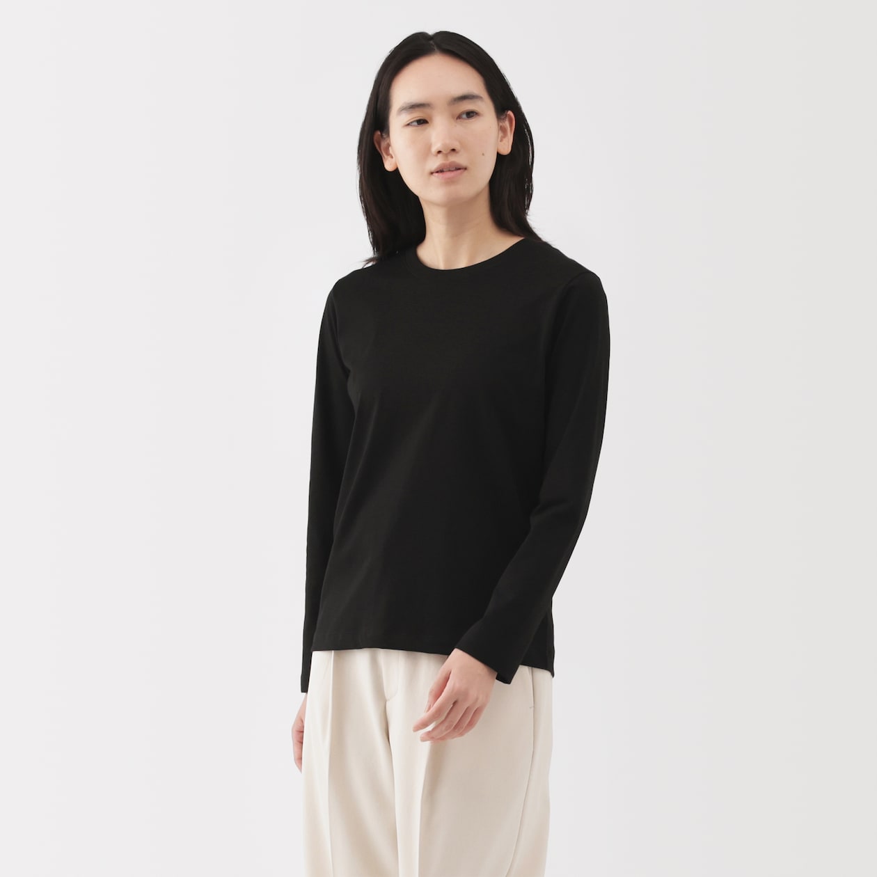 婦人　天竺編みクルーネック長袖Ｔシャツ
