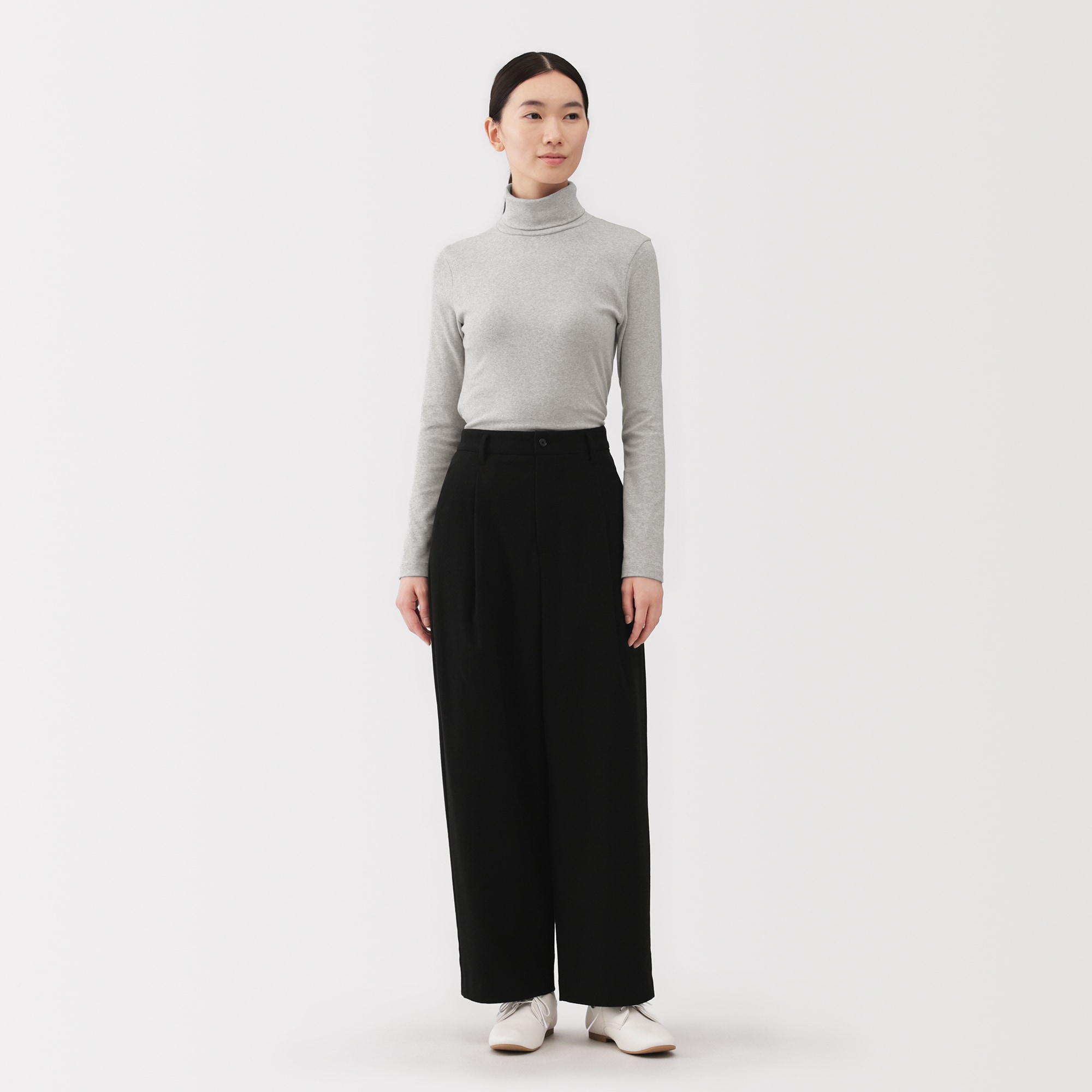 婦人　起毛フライス編みタートルネック長袖Ｔシャツ