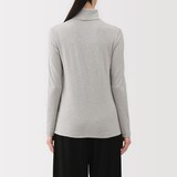 婦人　起毛フライス編みタートルネック長袖Ｔシャツ