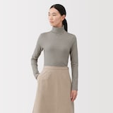 婦人　起毛フライス編みタートルネック長袖Ｔシャツ