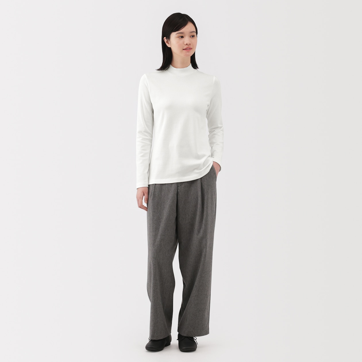 婦人　起毛フライス編みハイネック長袖Ｔシャツ